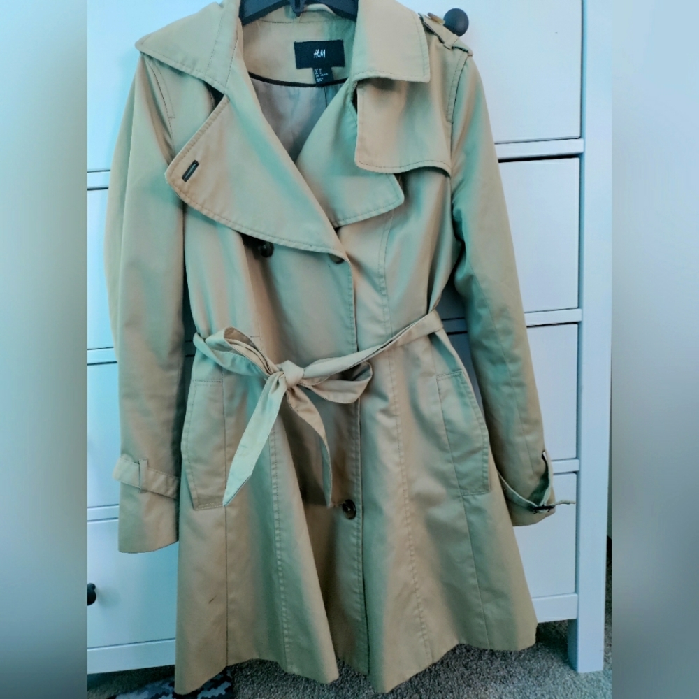 H&M Khaki Trench Coat, Size 8
